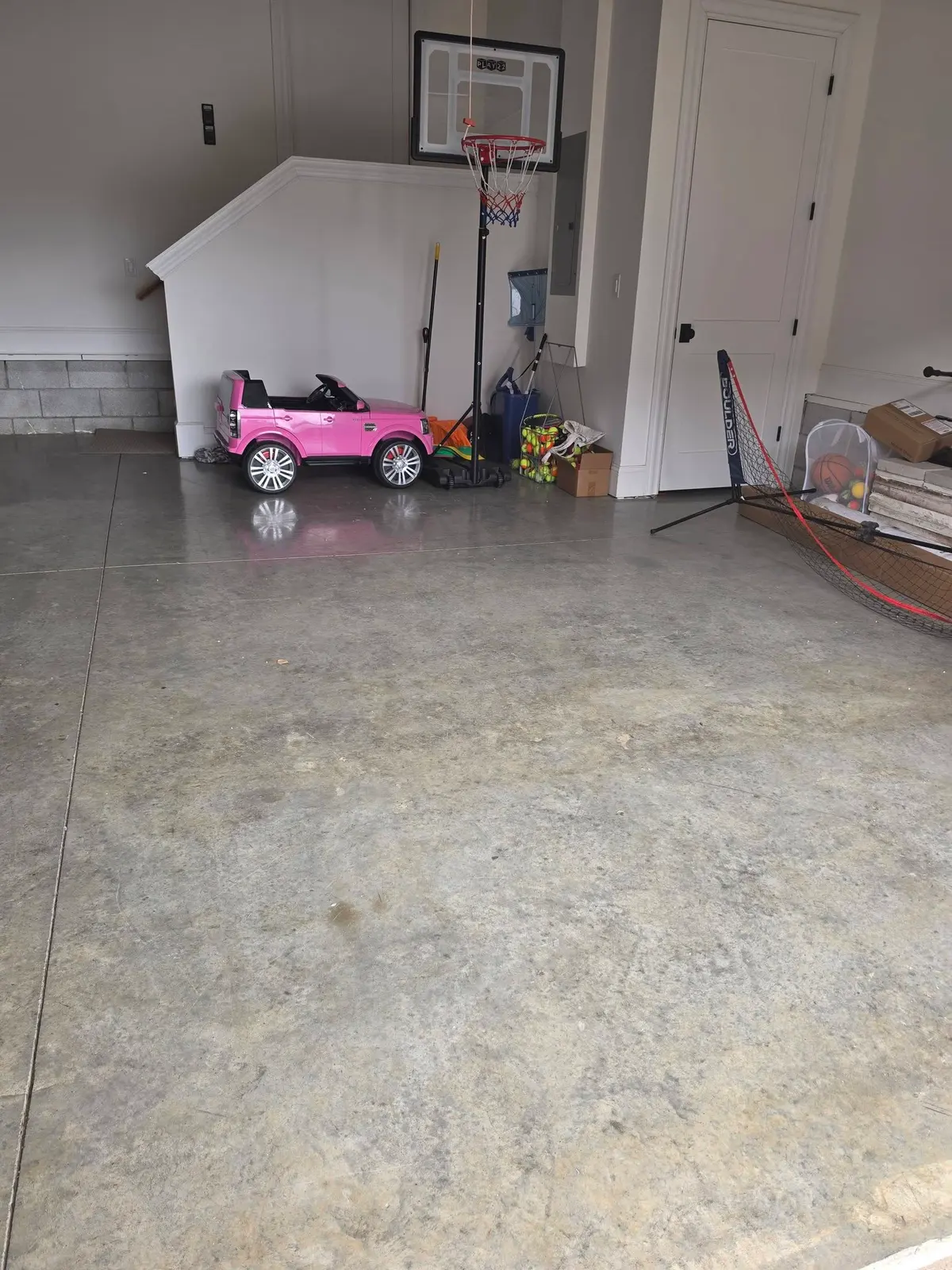 Spotless garage after a cleanout